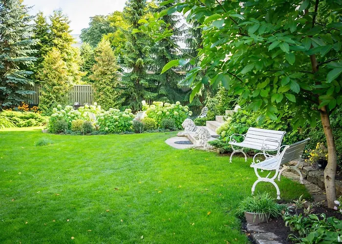 Κάμπινγκ Center Garden *