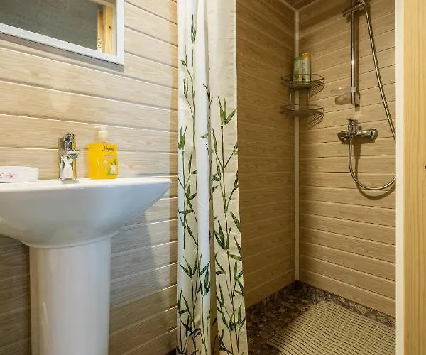 Center Garden * Talin