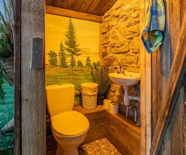 Center Garden Camping